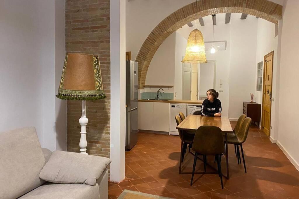 Casa Moner Loft edifici històric centre medieval de Castelló Castello  D'Empuries Exterior foto
